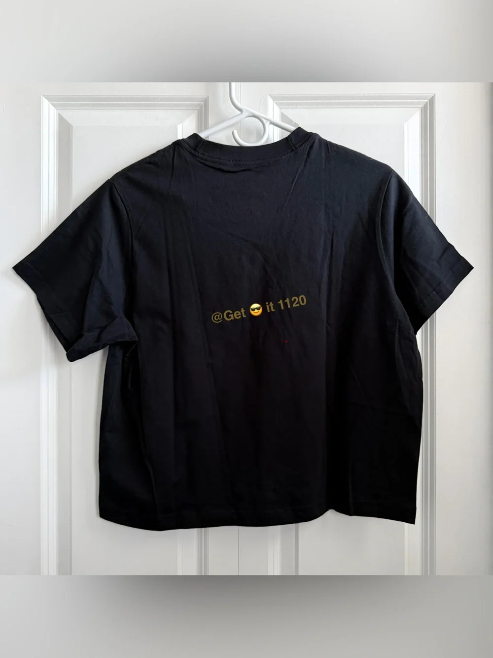 Nike Sportswear Essential Big Kids' (Girls') T-Shirt DH5750-010 Black Size XL